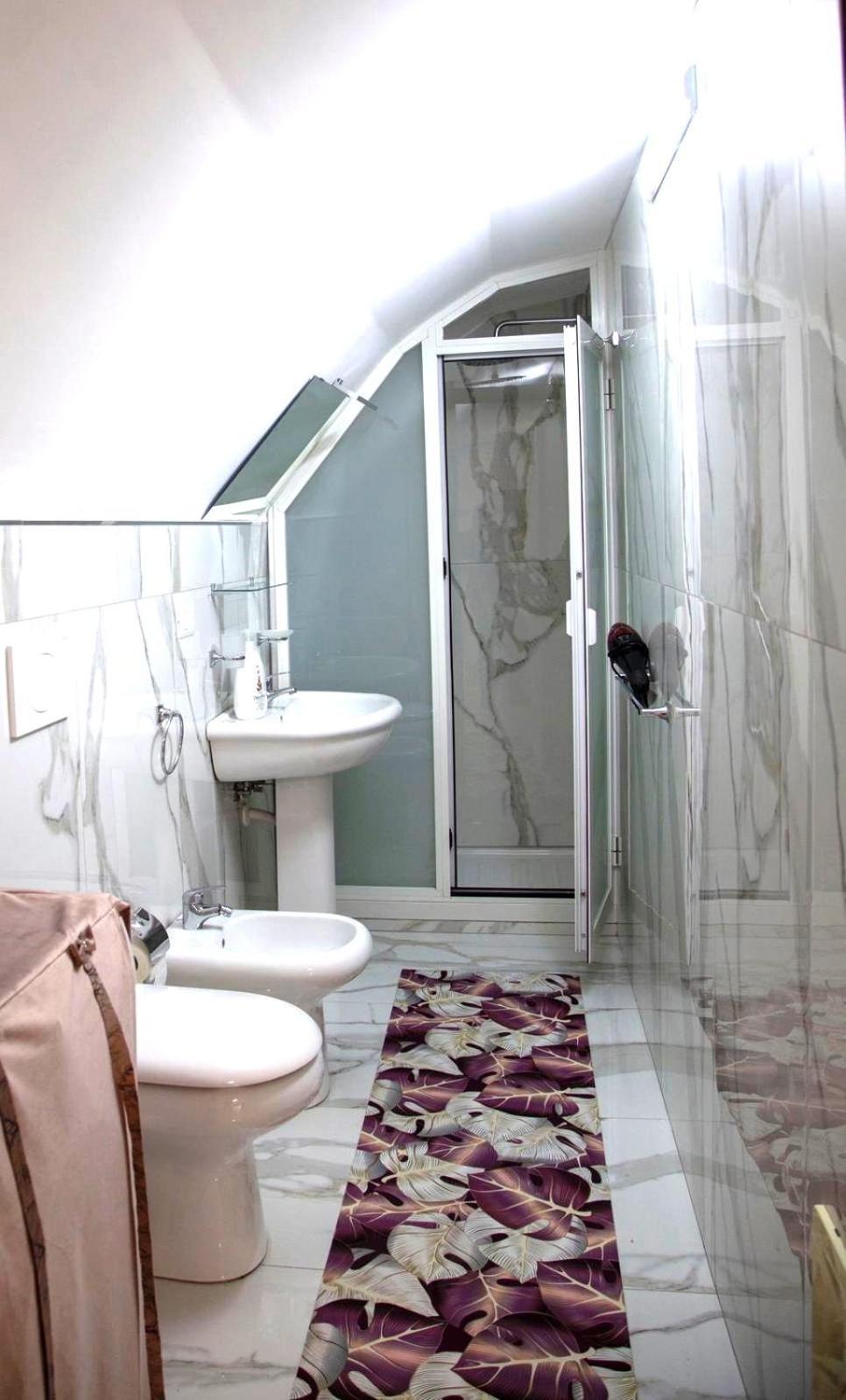 Tiluri Appartement Napels Buitenkant foto