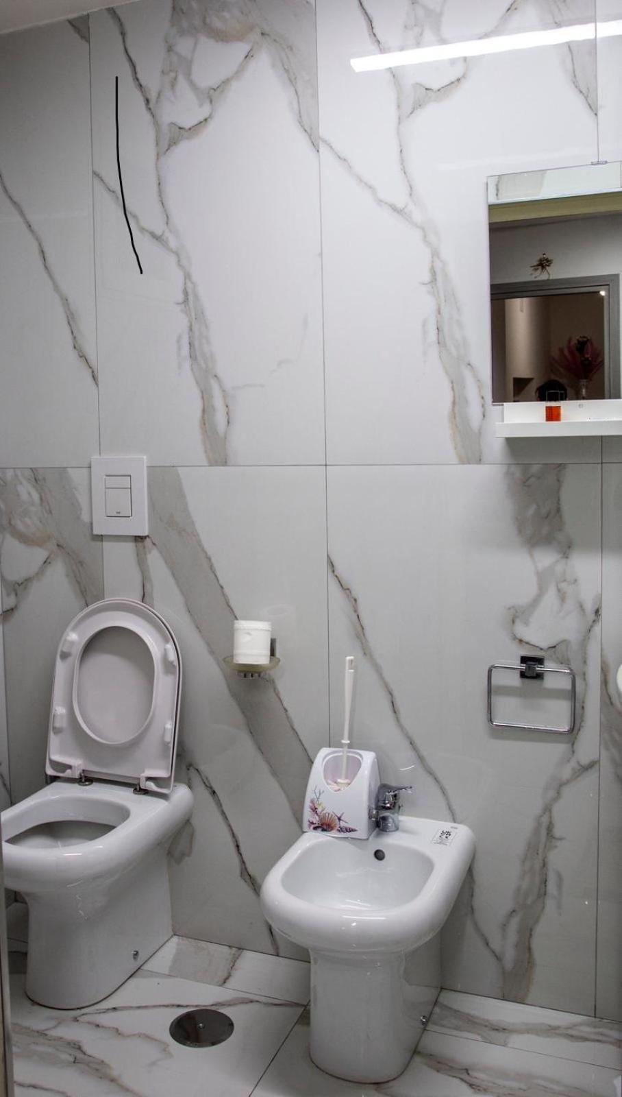 Tiluri Appartement Napels Buitenkant foto